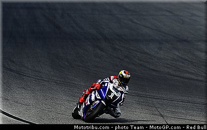 motogp_lorenzo_03_catalogne_montmelo_2011.jpg