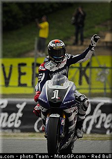 motogp_lorenzo_05_catalogne_montmelo_2011.jpg
