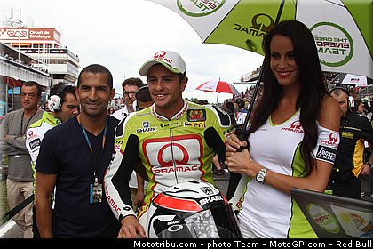 motogp_pitbabe_56_catalogne_montmelo_2011.jpg