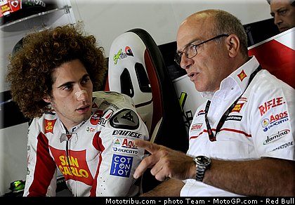 motogp_simoncelli_03_catalogne_montmelo_2011.jpg