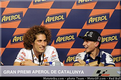 motogp_simoncelli_10_catalogne_montmelo_2011.jpg