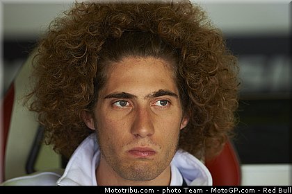 motogp_simoncelli_31_catalogne_montmelo_2011.jpg