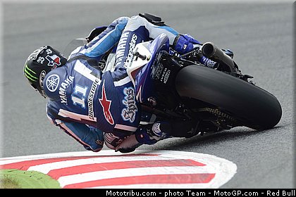 motogp_spies_04_catalogne_montmelo_2011.jpg