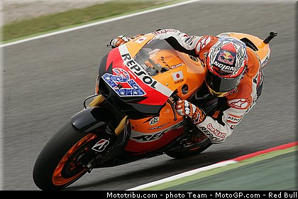 motogp_stoner_11_catalogne_montmelo_2011.jpg