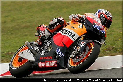 motogp_stoner_15_catalogne_montmelo_2011.jpg