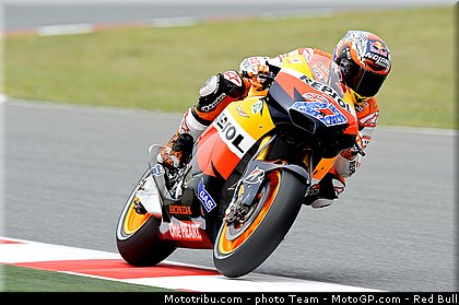 motogp_stoner_44_catalogne_montmelo_2011.jpg
