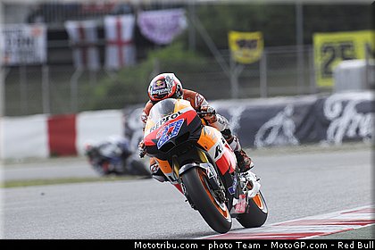 motogp_stoner_65_catalogne_montmelo_2011.jpg