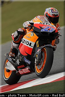 motogp_stoner_68_catalogne_montmelo_2011.jpg