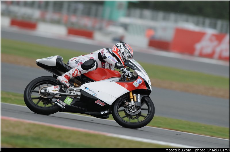 125_rossi_03_angleterre_silverstone_2011