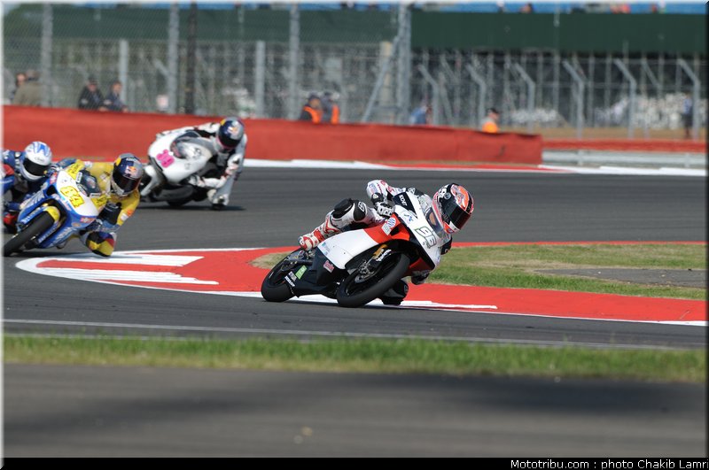 125_rossi_06_angleterre_silverstone_2011
