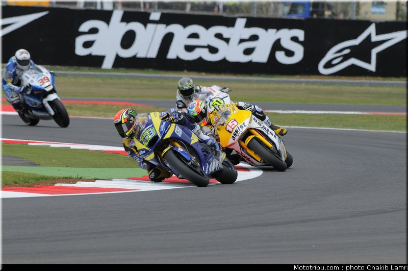 moto2_013_angleterre_silverstone_2011