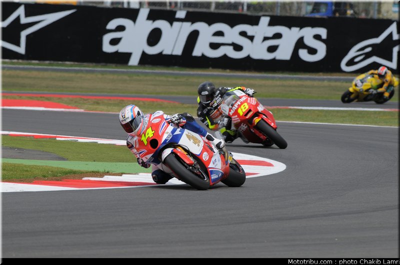 moto2_017_angleterre_silverstone_2011