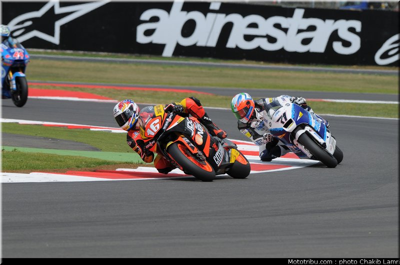 moto2_021_angleterre_silverstone_2011