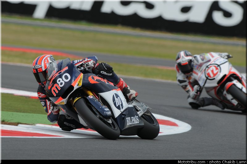 moto2_039_angleterre_silverstone_2011