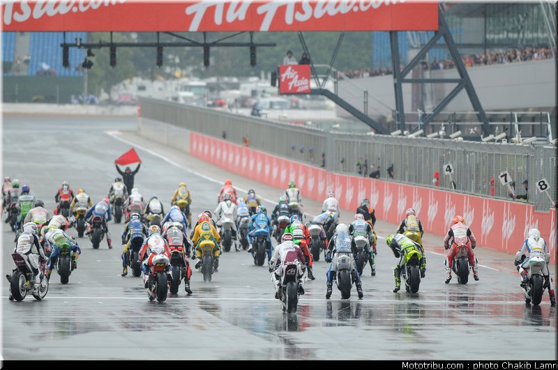 moto2_047_angleterre_silverstone_2011