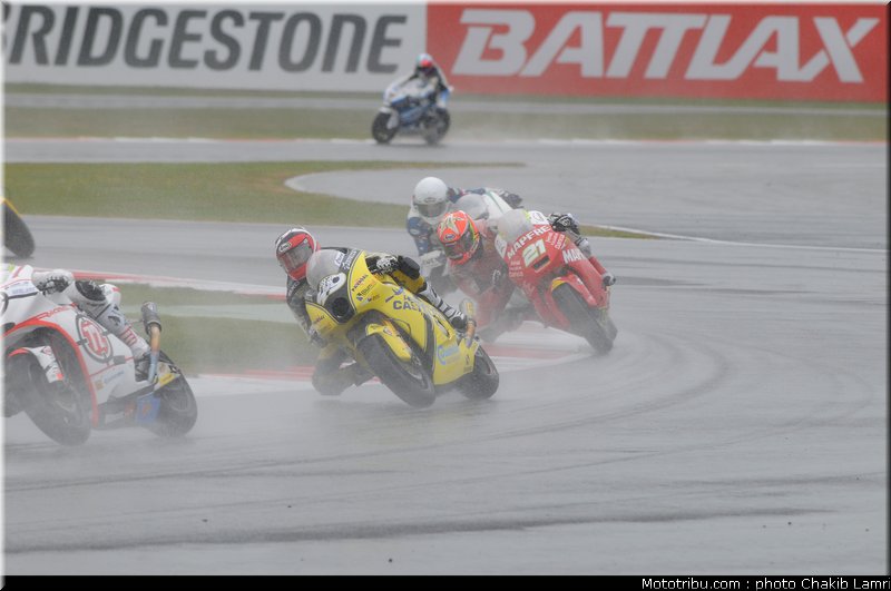 moto2_057_angleterre_silverstone_2011