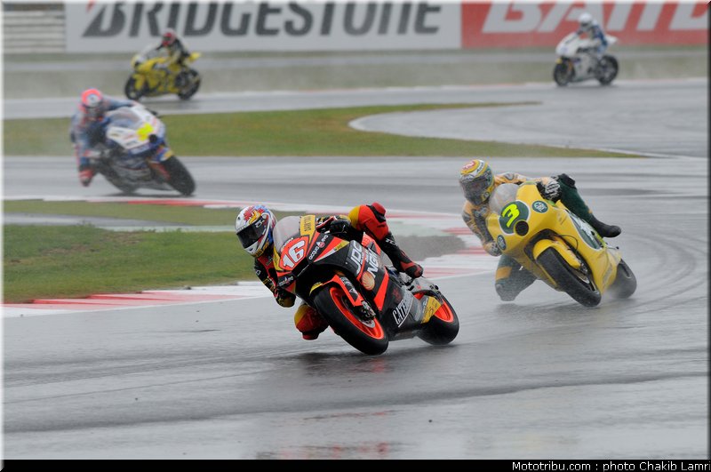 moto2_067_angleterre_silverstone_2011