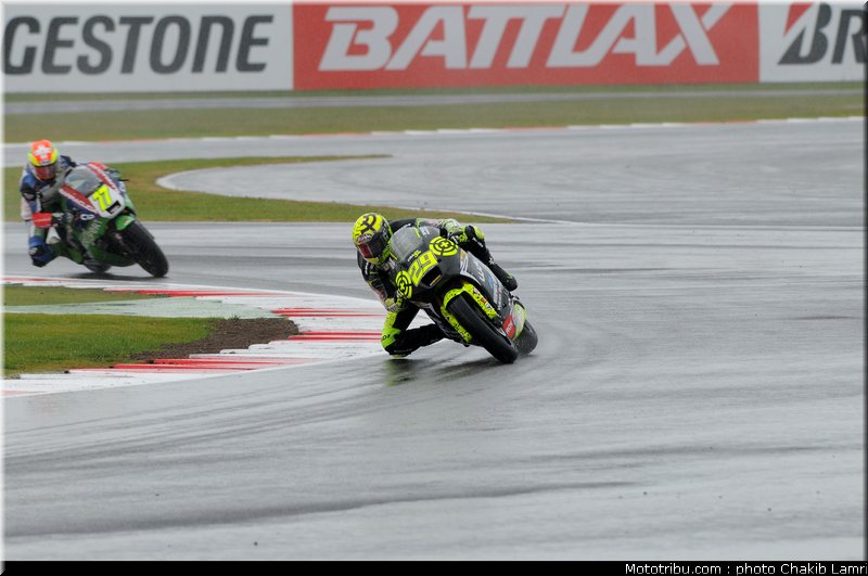 moto2_068_angleterre_silverstone_2011