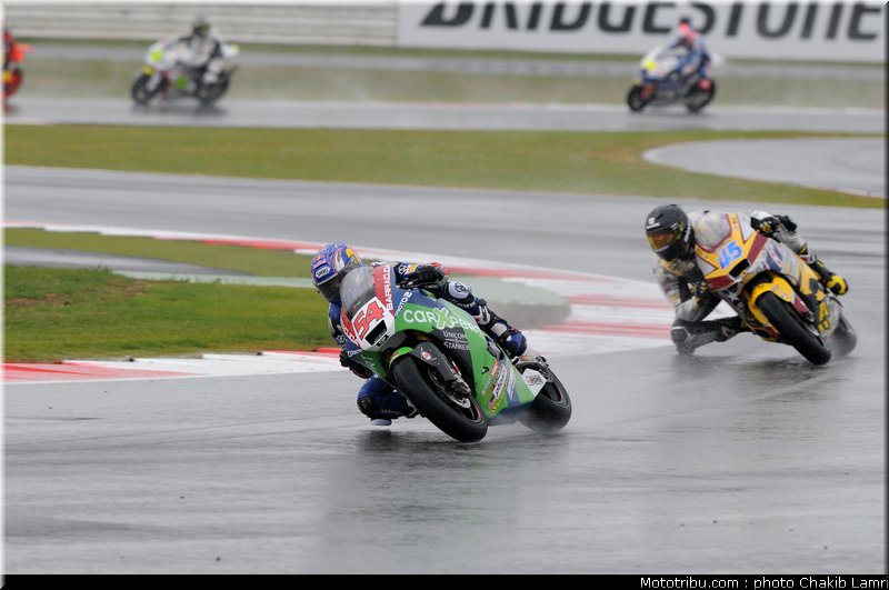 moto2_084_angleterre_silverstone_2011