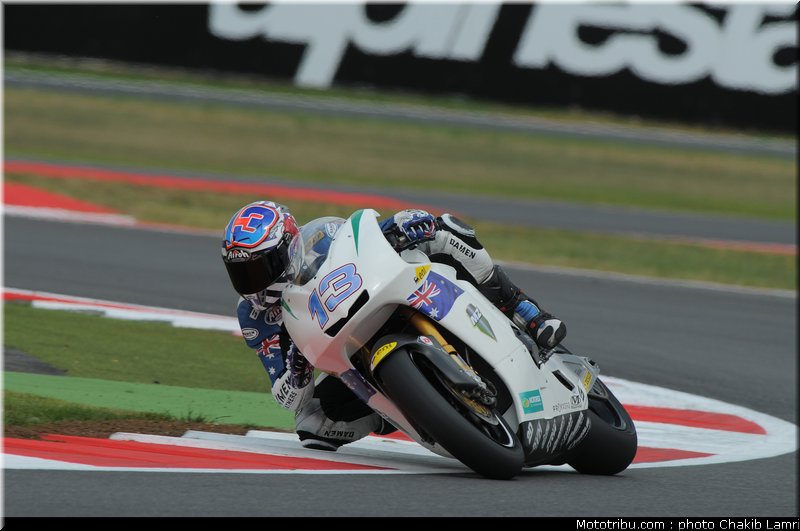 moto2_NIK_5019 copie_angleterre_silverstone_2011