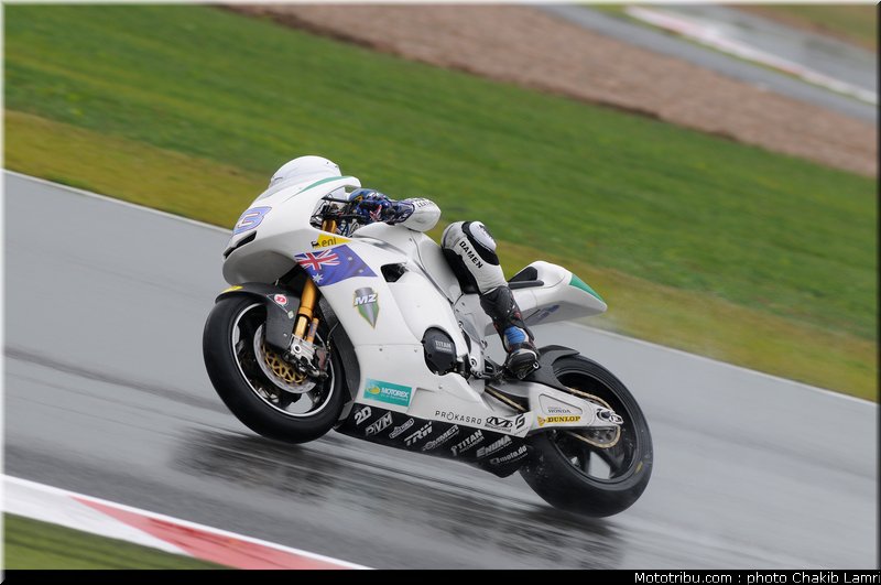 moto2_NIK_6797 copie_angleterre_silverstone_2011
