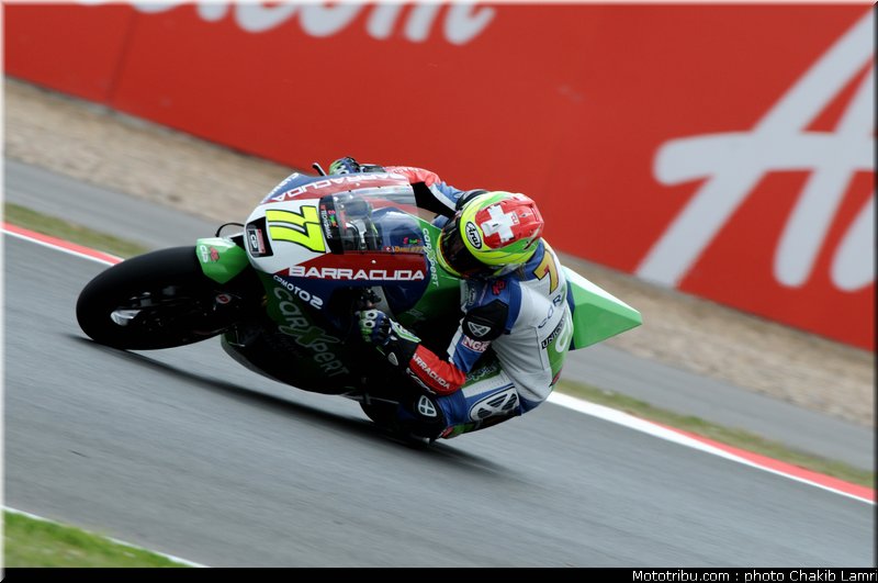 moto2_aegerter_02_angleterre_silverstone_2011