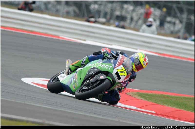 moto2_aegerter_04_angleterre_silverstone_2011