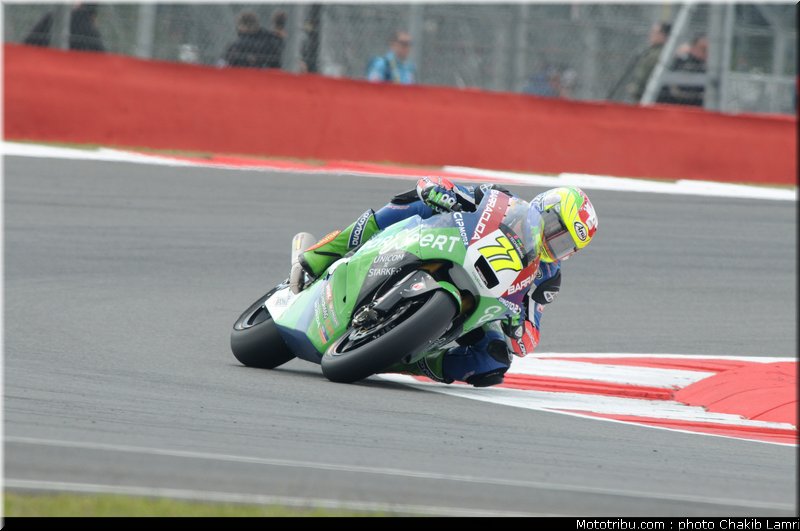 moto2_aegerter_07_angleterre_silverstone_2011