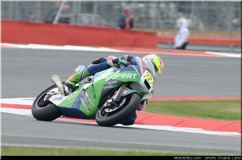 moto2_aegerter_08_angleterre_silverstone_2011