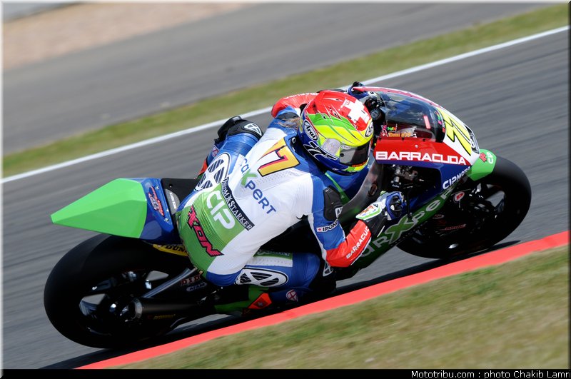 moto2_aegerter_10_angleterre_silverstone_2011