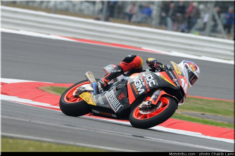 moto2_cluzel_08_angleterre_silverstone_2011