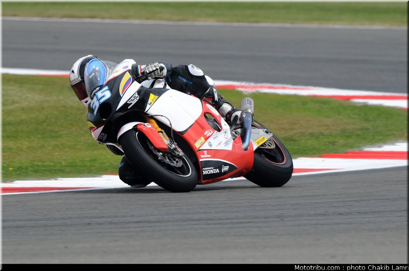 moto2_derosa_6_angleterre_silverstone_2011
