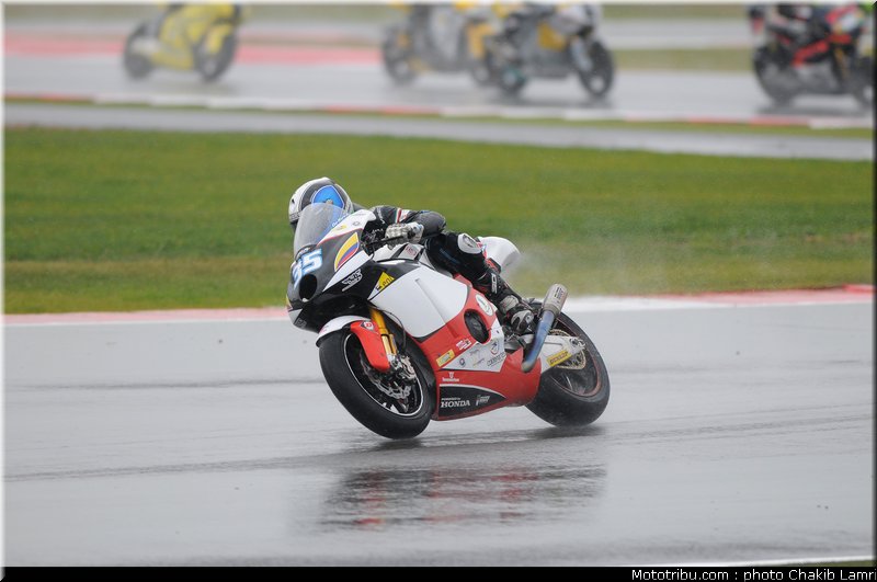 moto2_derosa_7_angleterre_silverstone_2011