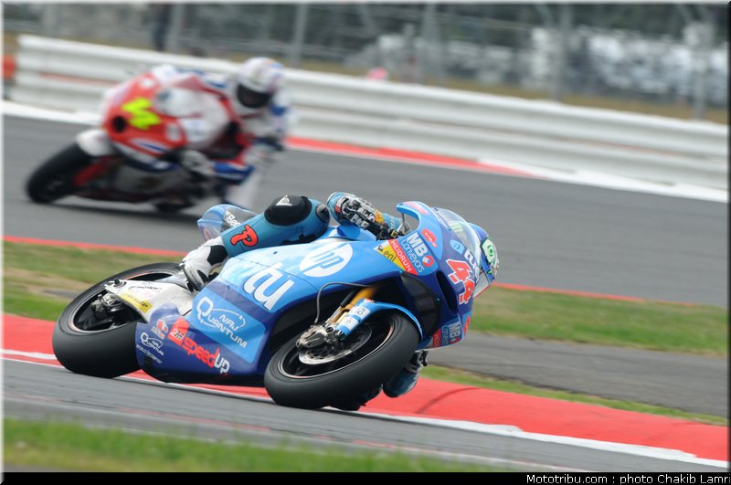 moto2_espargaro_p_1_angleterre_silverstone_2011