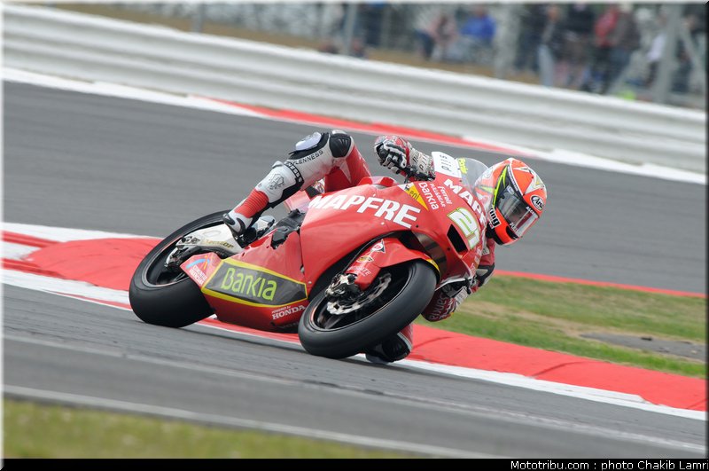 moto2_fores_3_angleterre_silverstone_2011