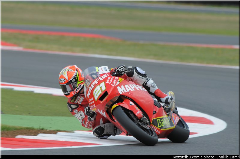 moto2_fores_5_angleterre_silverstone_2011