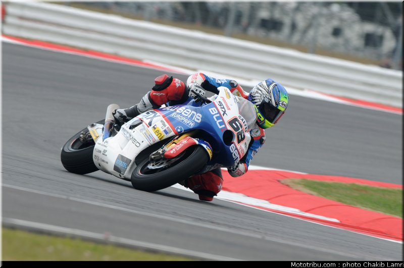moto2_hernandez_y_4_angleterre_silverstone_2011
