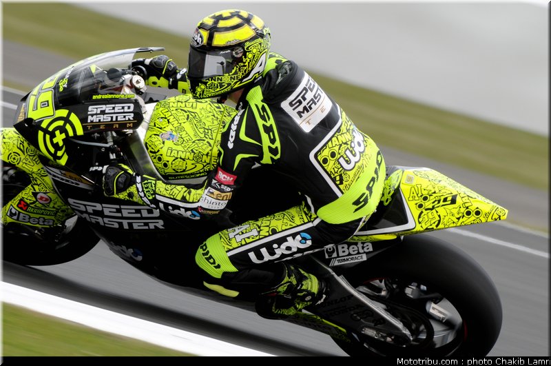 moto2_iannone_02_angleterre_silverstone_2011
