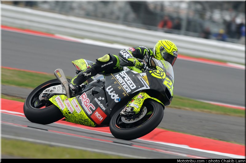 moto2_iannone_05_angleterre_silverstone_2011