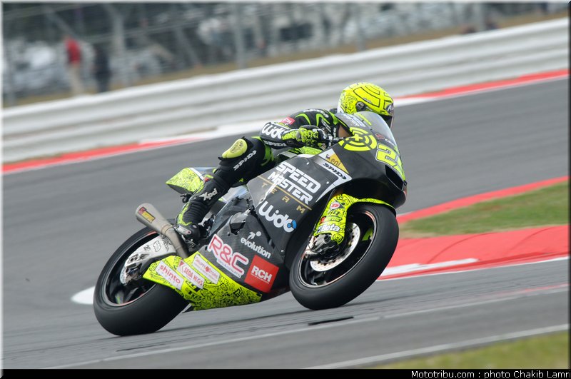 moto2_iannone_07_angleterre_silverstone_2011