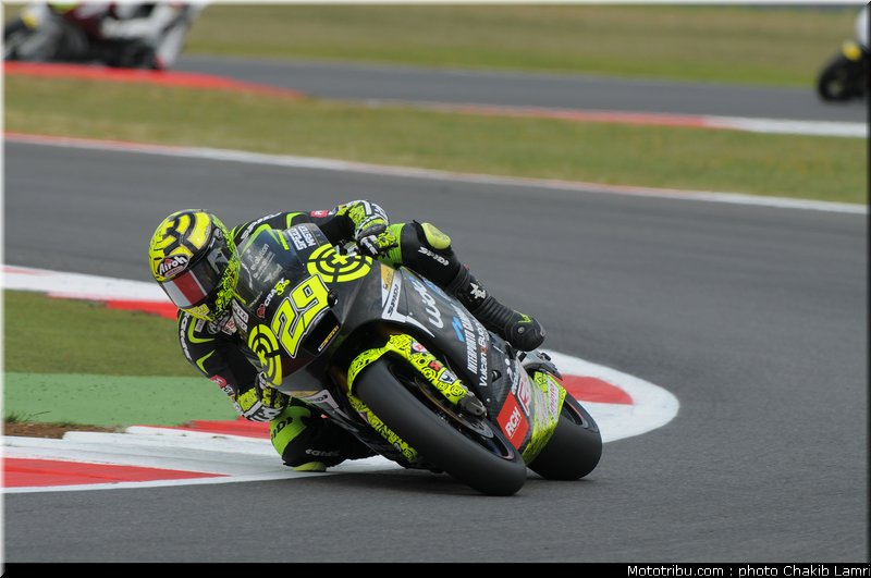 moto2_iannone_11_angleterre_silverstone_2011