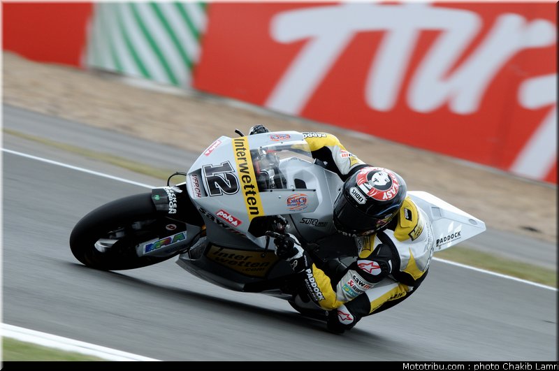 moto2_luthi_2_angleterre_silverstone_2011