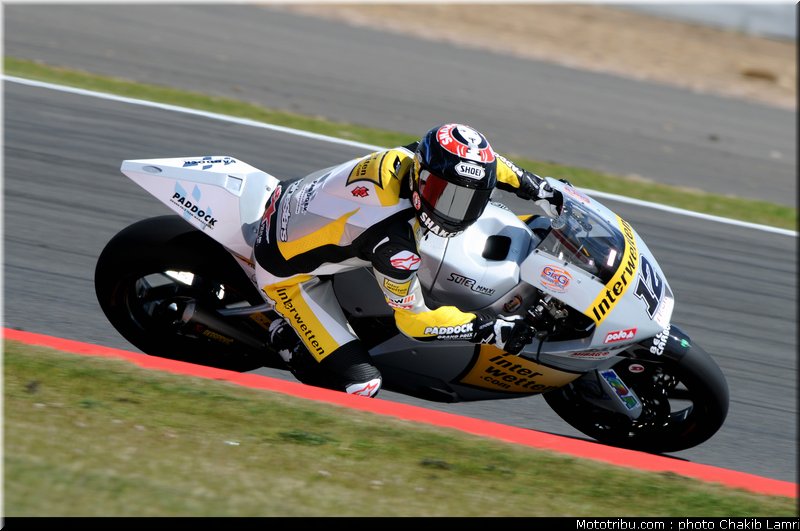 moto2_luthi_4_angleterre_silverstone_2011