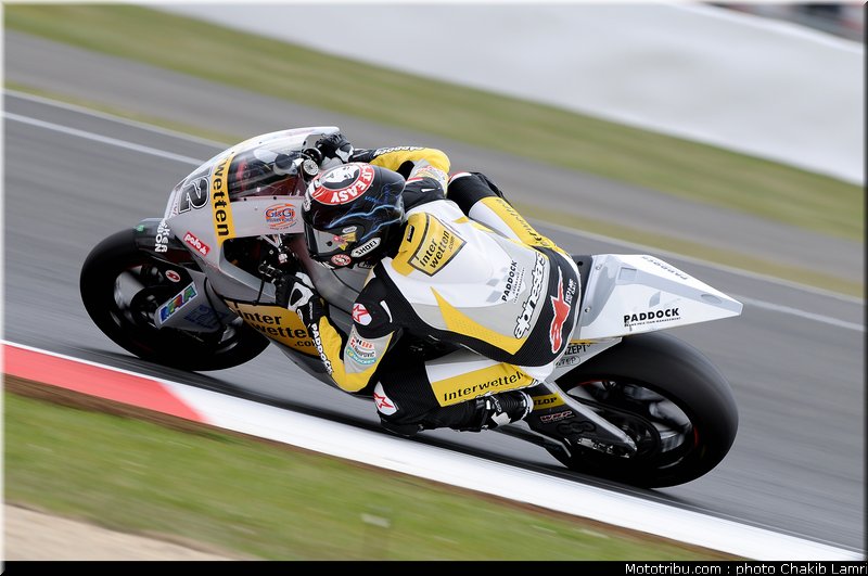 moto2_luthi_7_angleterre_silverstone_2011