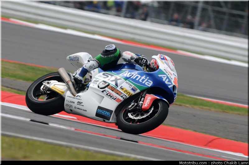 moto2_noyes_04_angleterre_silverstone_2011