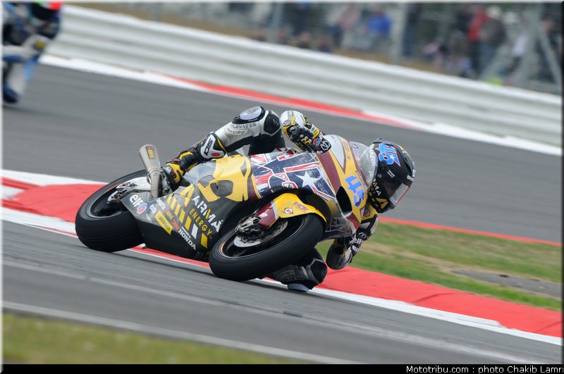 moto2_redding_03_angleterre_silverstone_2011