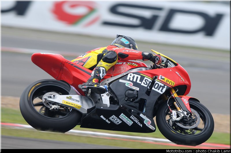 moto2_simeon_1_angleterre_silverstone_2011