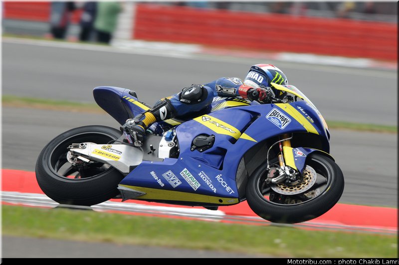 moto2_smith_6_angleterre_silverstone_2011