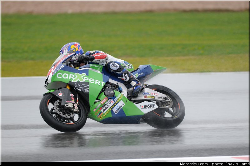 moto2_sofuoglu_4_angleterre_silverstone_2011