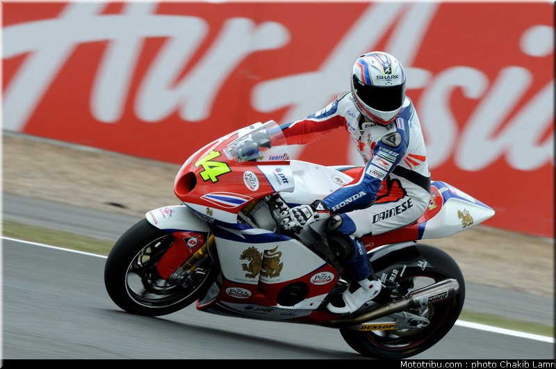 moto2_wilairot_2_angleterre_silverstone_2011
